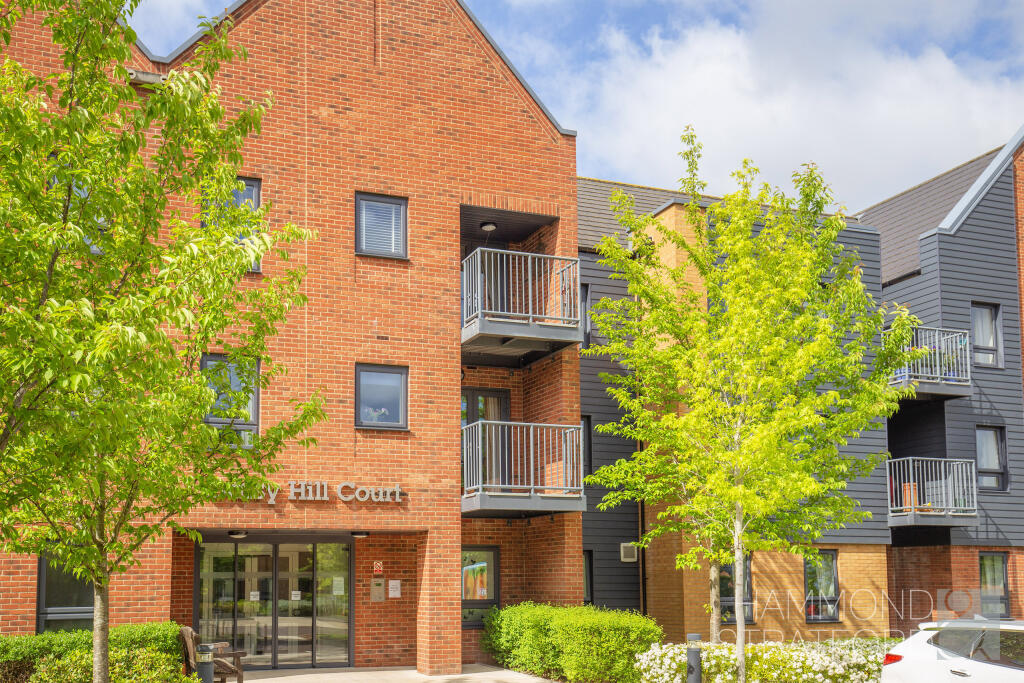 1-bed flat on Daisy Hill Court, Eaton, £265,000