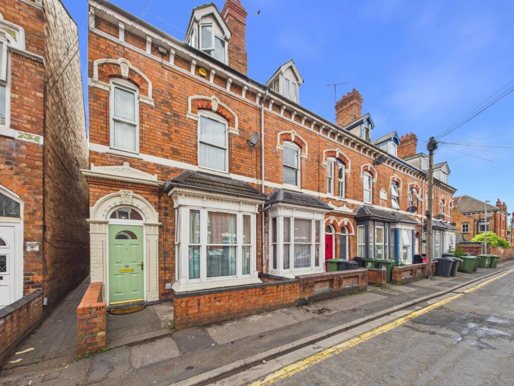 Main image of property: Middle Street, Worcester, Worcestershire, WR1