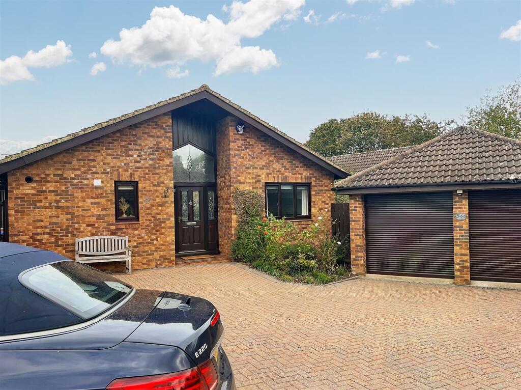 Main image of property: Mortons Fork, Blue Bridge, Milton Keynes