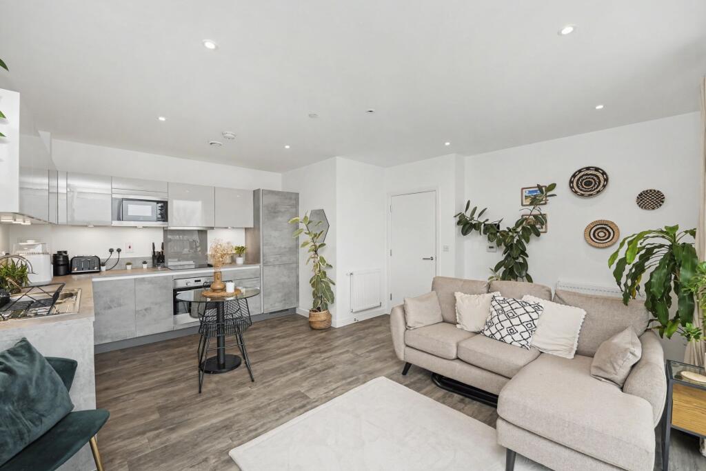 Apartment in London - View 4