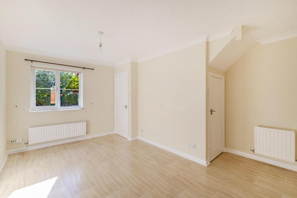 House in Salisbury - View 4