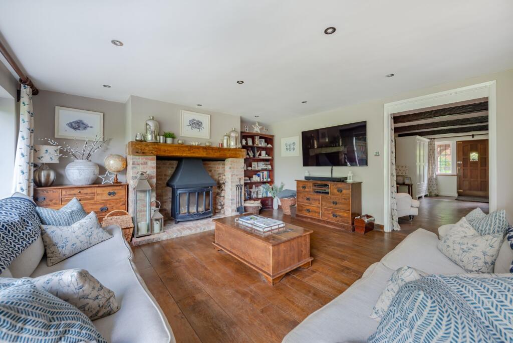 House in Redhill - More