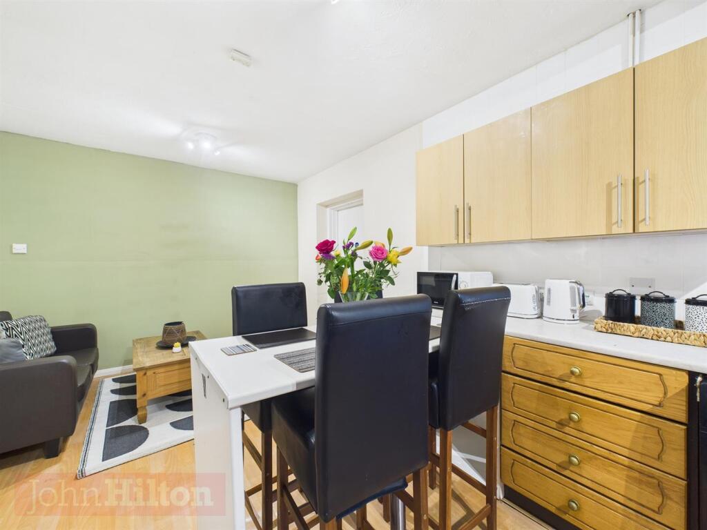 1 bedroom house for rent