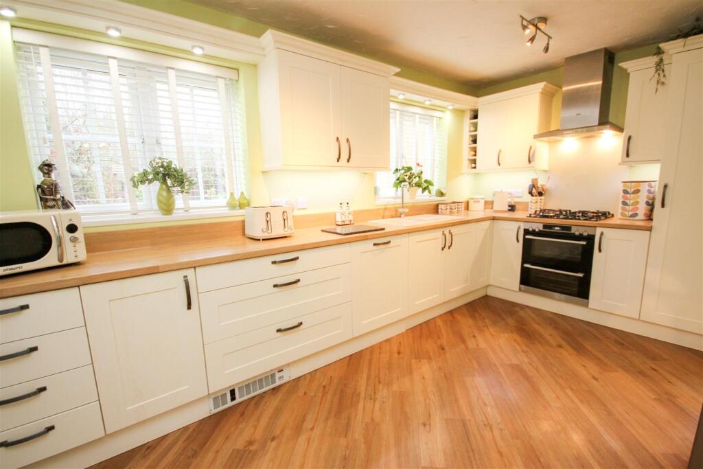 House in Northampton - View 4