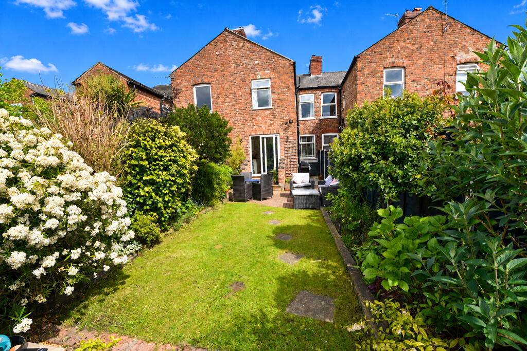 Delamere Road, Urmston, M41 photo 4