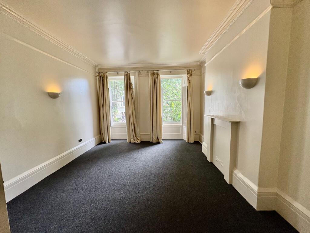 Apartment in Brighton - View 3