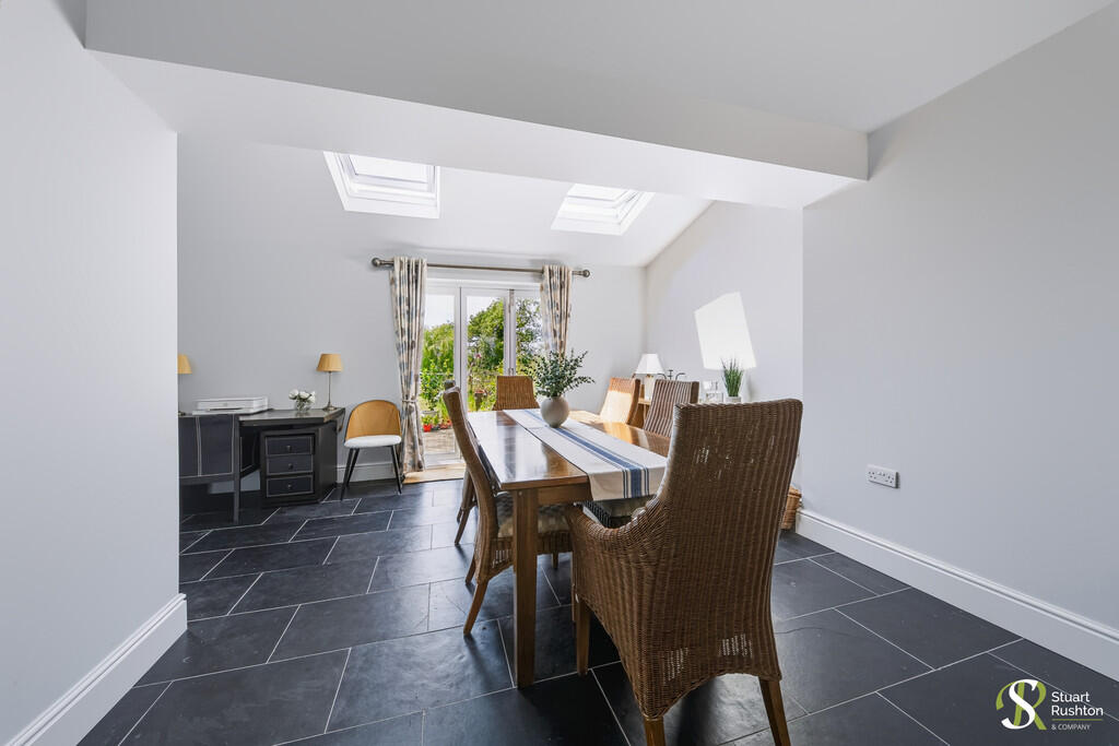 House in Knutsford, Lower Peover - More