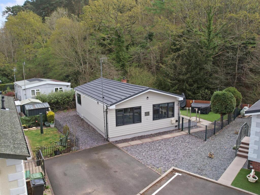 Main image of property: Kingsford Lane, Wolverley