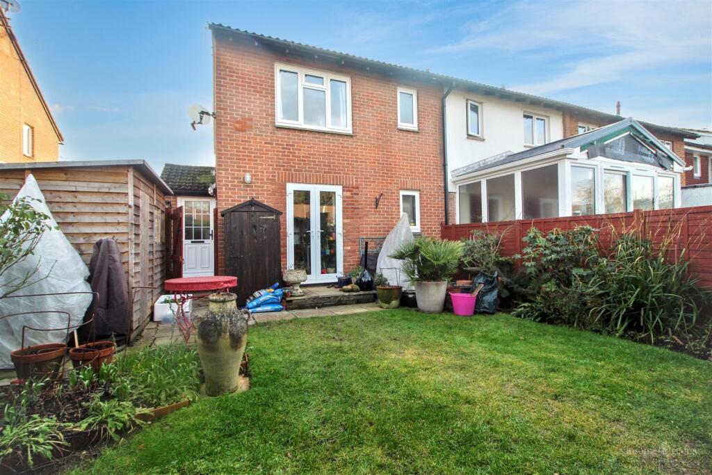Main image of property: Caistor Close, Calcot, Reading