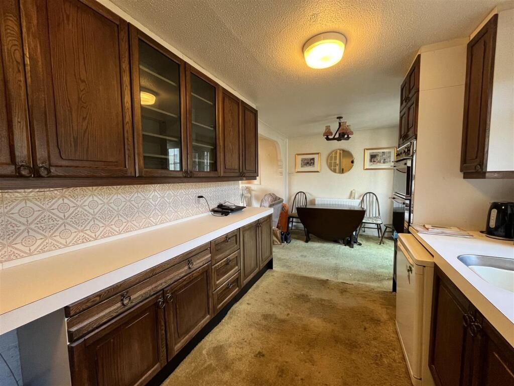 Additional image 6 of Langdale Avenue, Wyke, Bradford