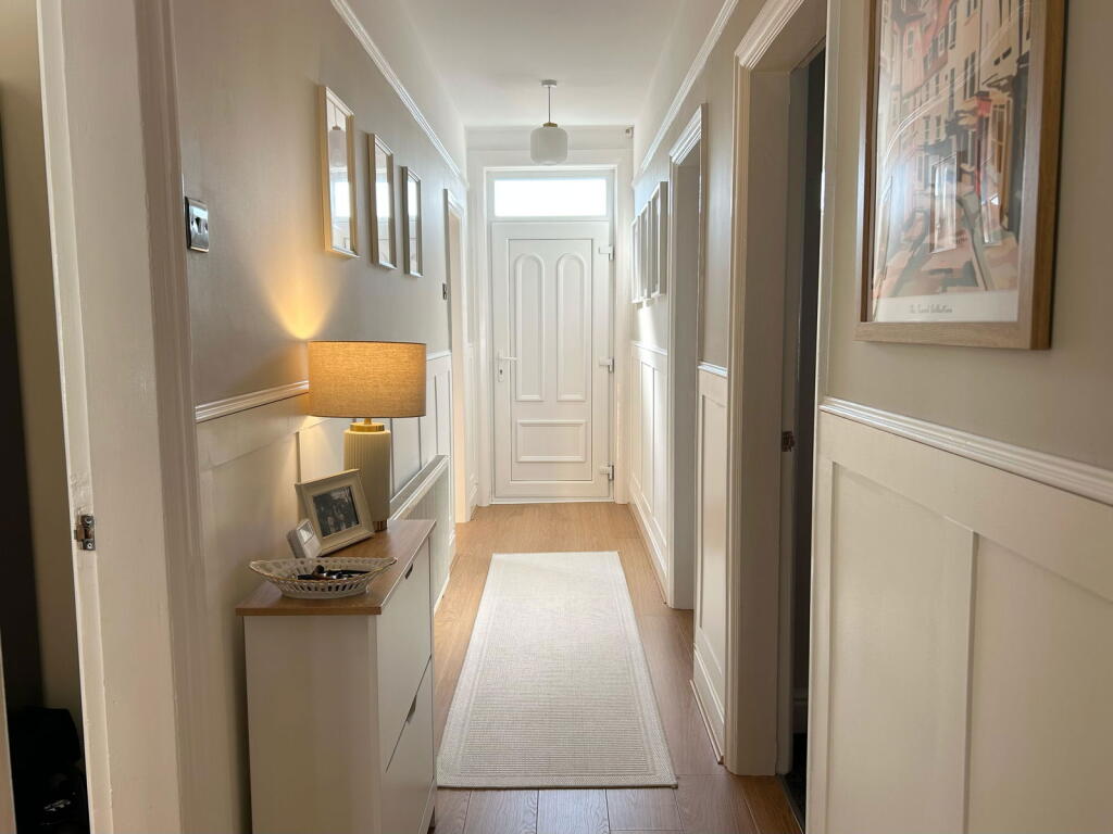 Wellhouse Lane, Penistone, S36 8ER photo 4