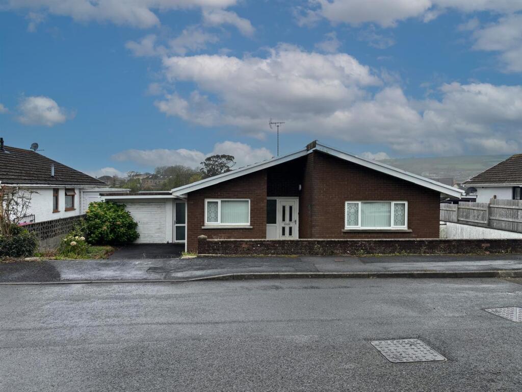 Main image of property: Maes Y Parc, Kidwelly