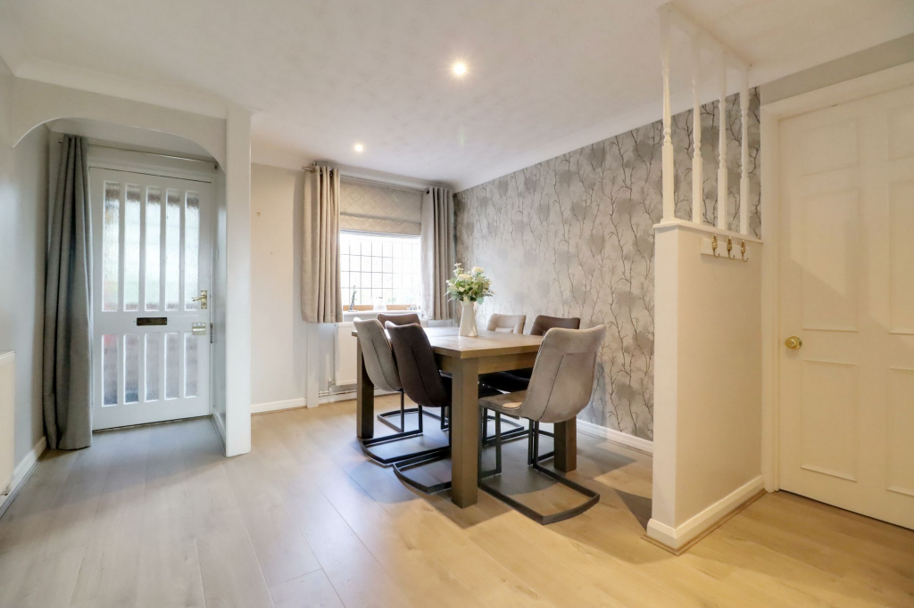 House in Scunthorpe, Yaddlethorpe, Bottesford - More