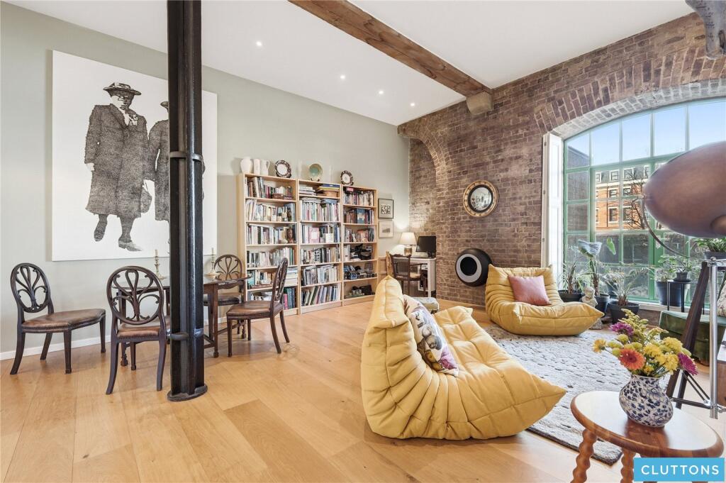 Main image of property: Wiltshire House, 2 Maidstone Buildings Mews, London, SE1