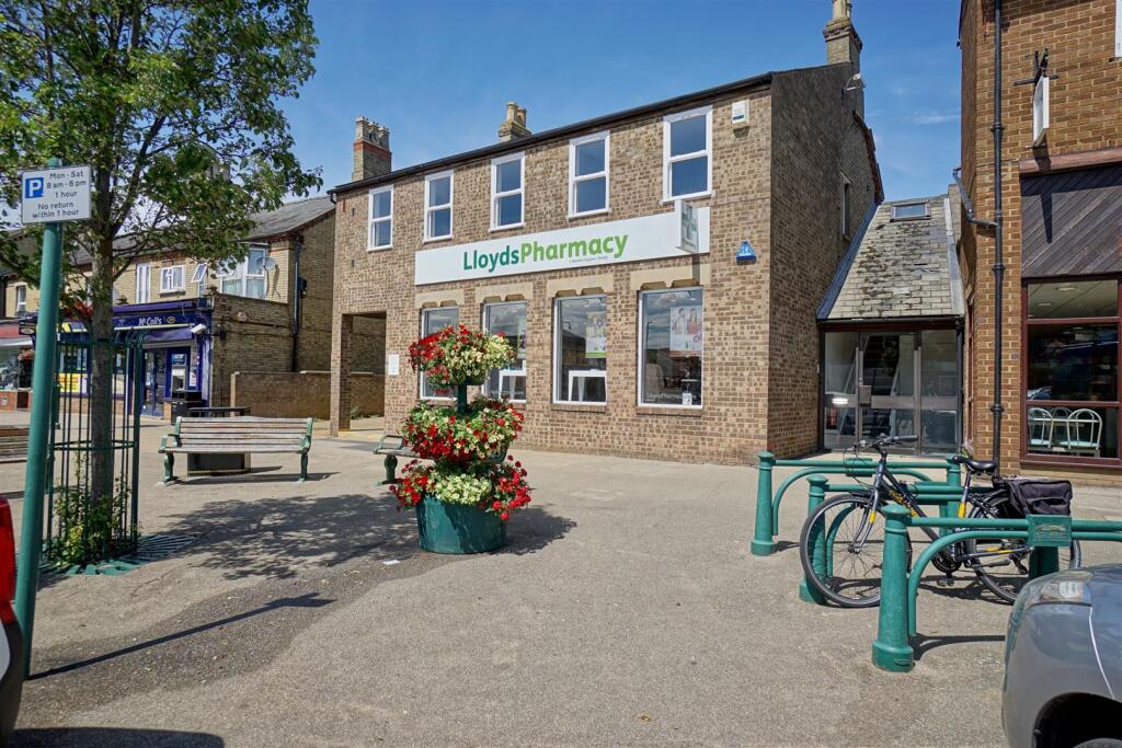 Main image of property: Market Square, Sandy
