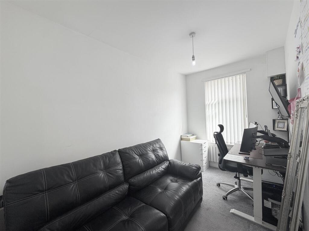 House in Oldham - More