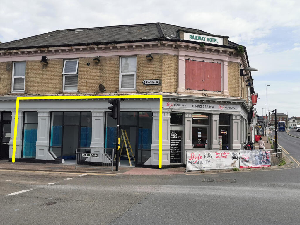 Main image of property: 14B Southtown Road, Great Yarmouth, Norfolk, NR31 0HU