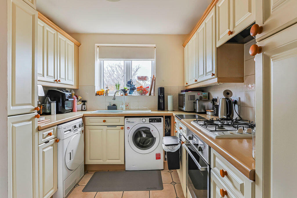 St Peters Road, Bournemouth photo 3