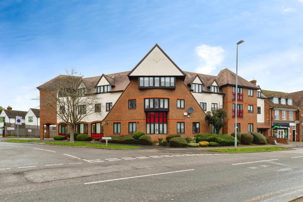 Main image of property: Norton Way North, Letchworth Garden City