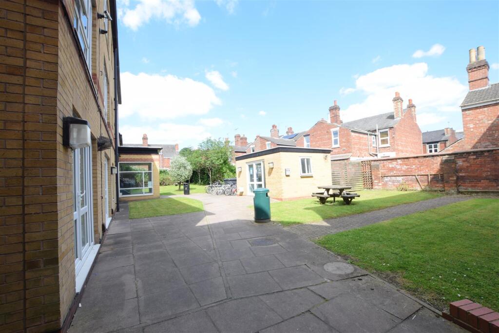 Property photo 11