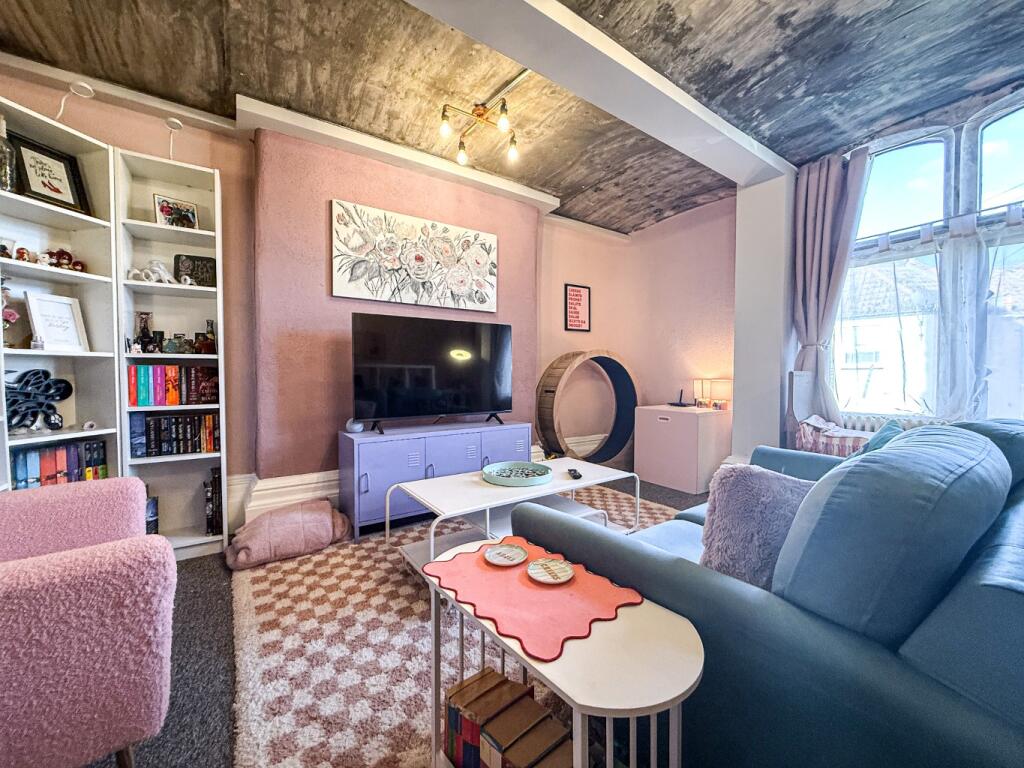 Apartment in Bridgwater, Eastover, Somerset - View 3