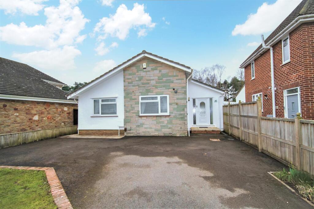 Main image of property: Malmains Drive, Frenchay, Bristol