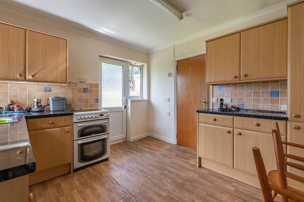 House in Guildford - View 4