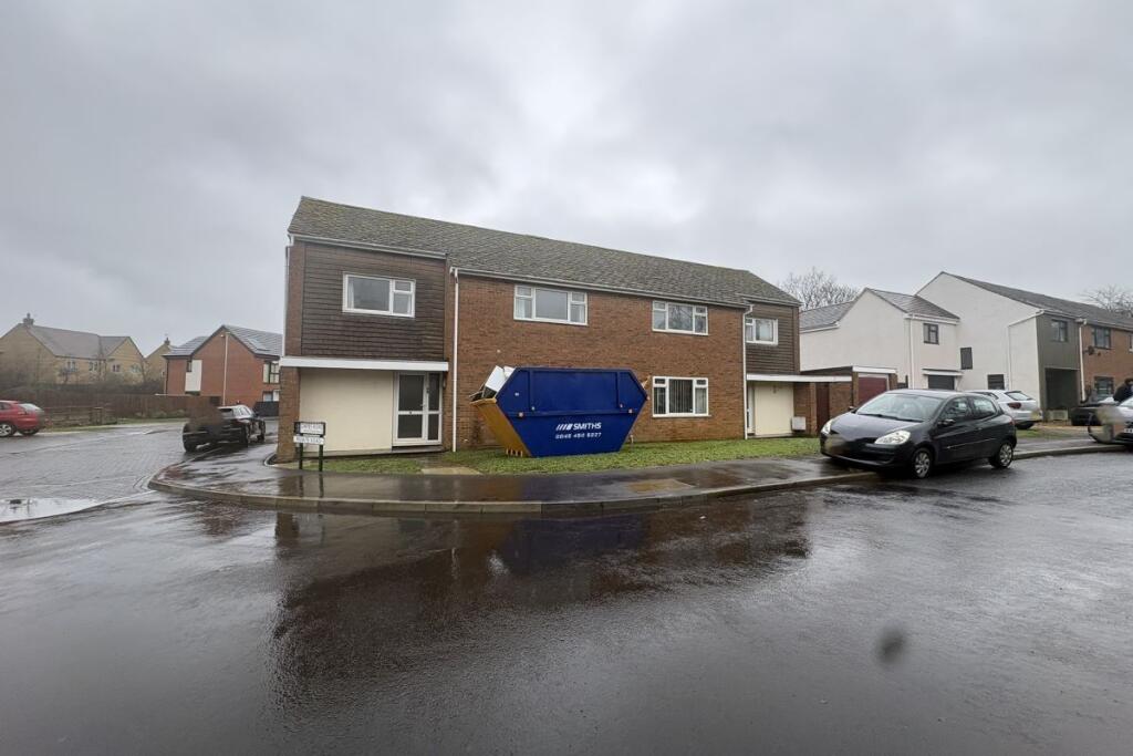 Main image of property: 9 Davies Road, Moreton-in-Marsh, Gloucestershire, GL56 0HR