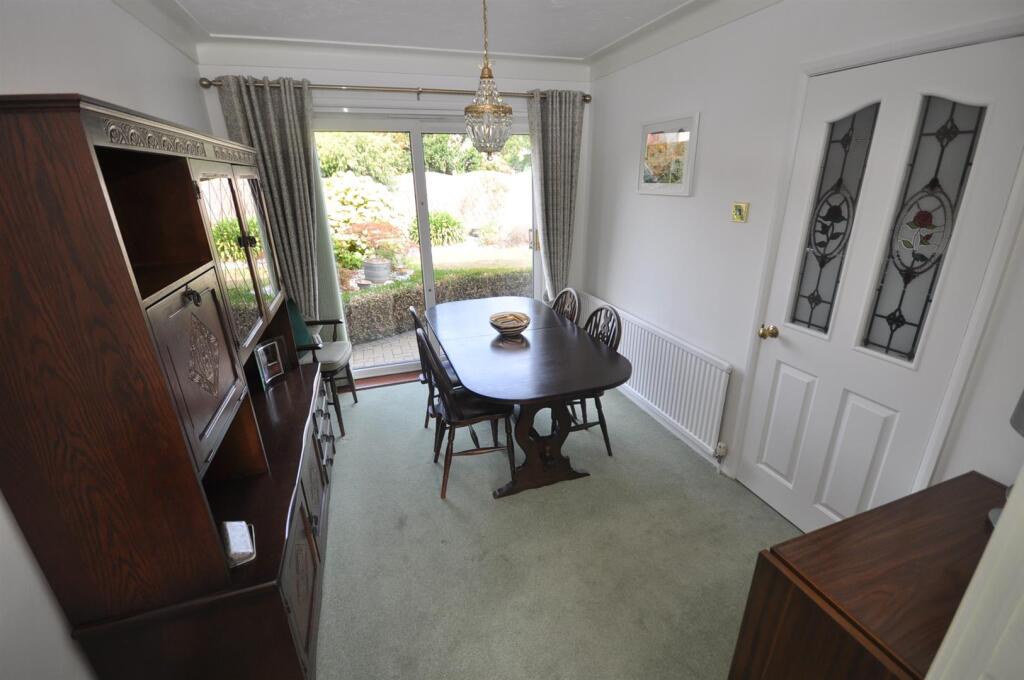 House in Doncaster, Thorne - View 5