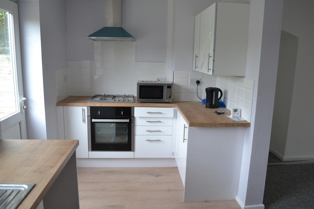 4 bedroom semi-detached bungalow for rent