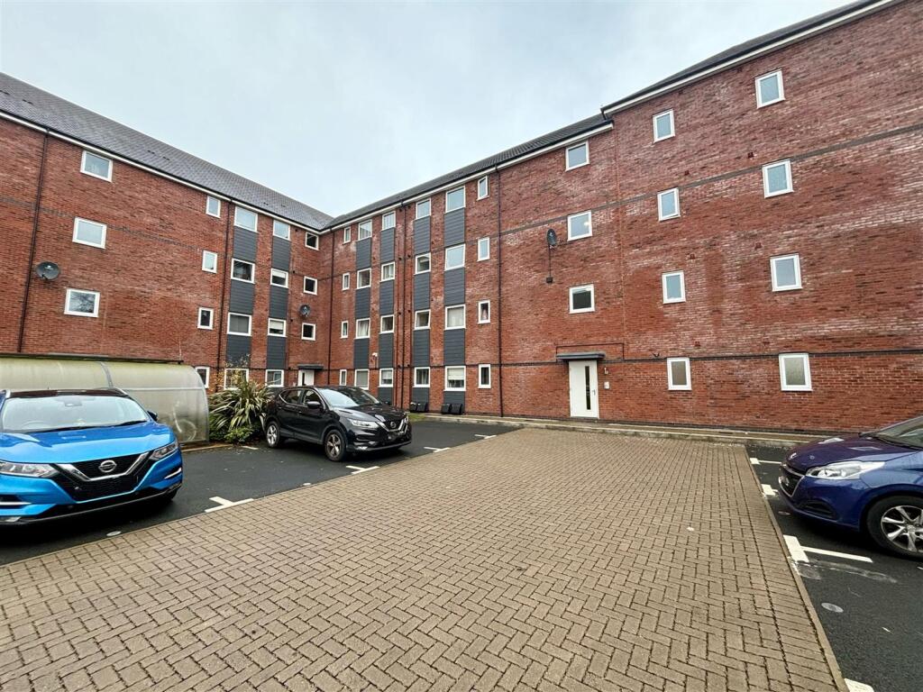 Main image of property: Victoria Crescent, Shirley