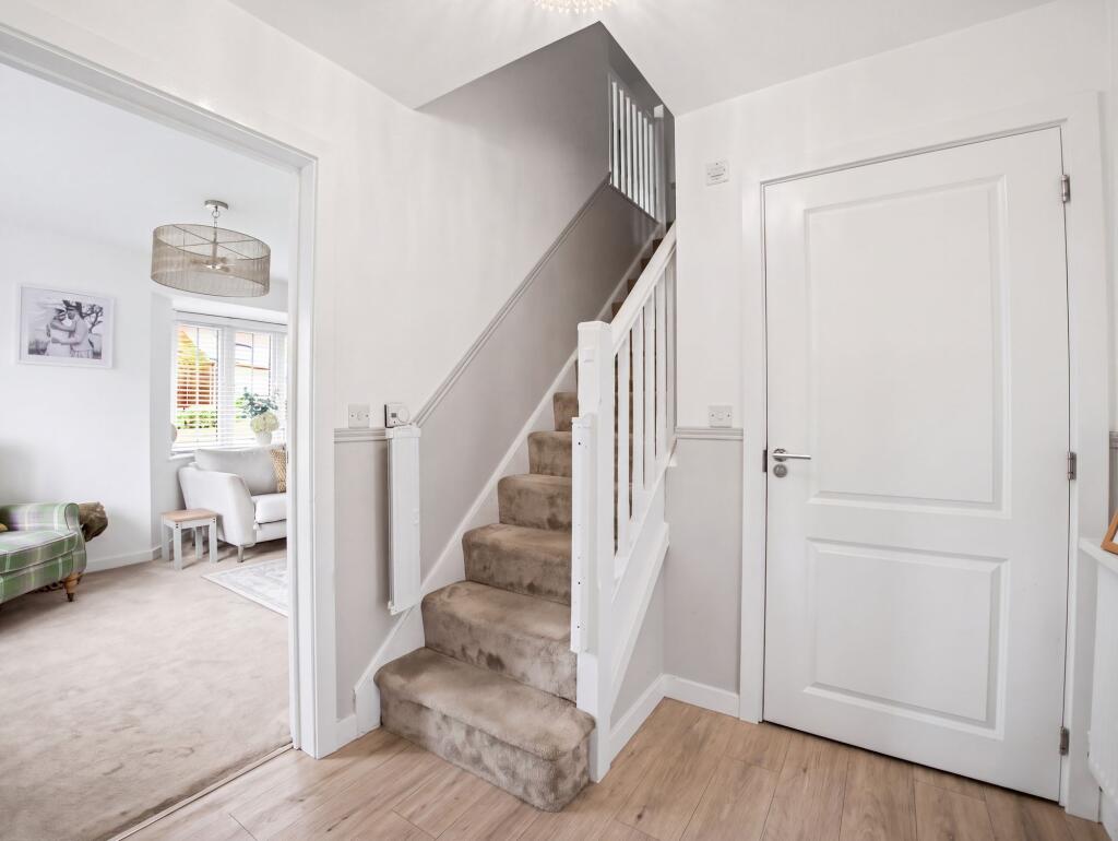 House in Southend-on-Sea - View 4