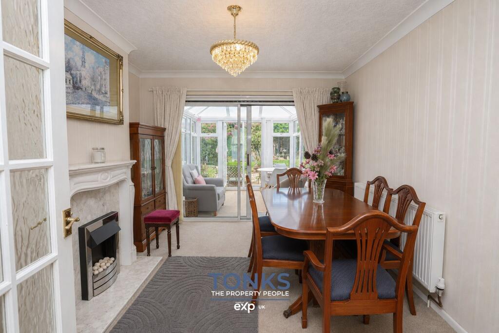 House in Dudley, West Midlands - View 4
