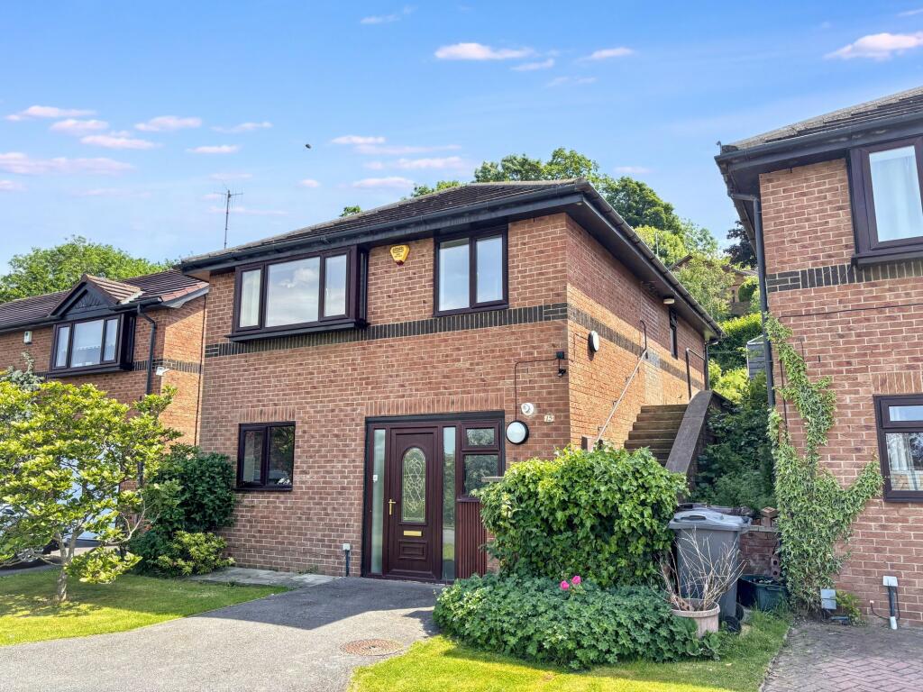 Elder Drive, Dewsbury, WF12, Dewsbury