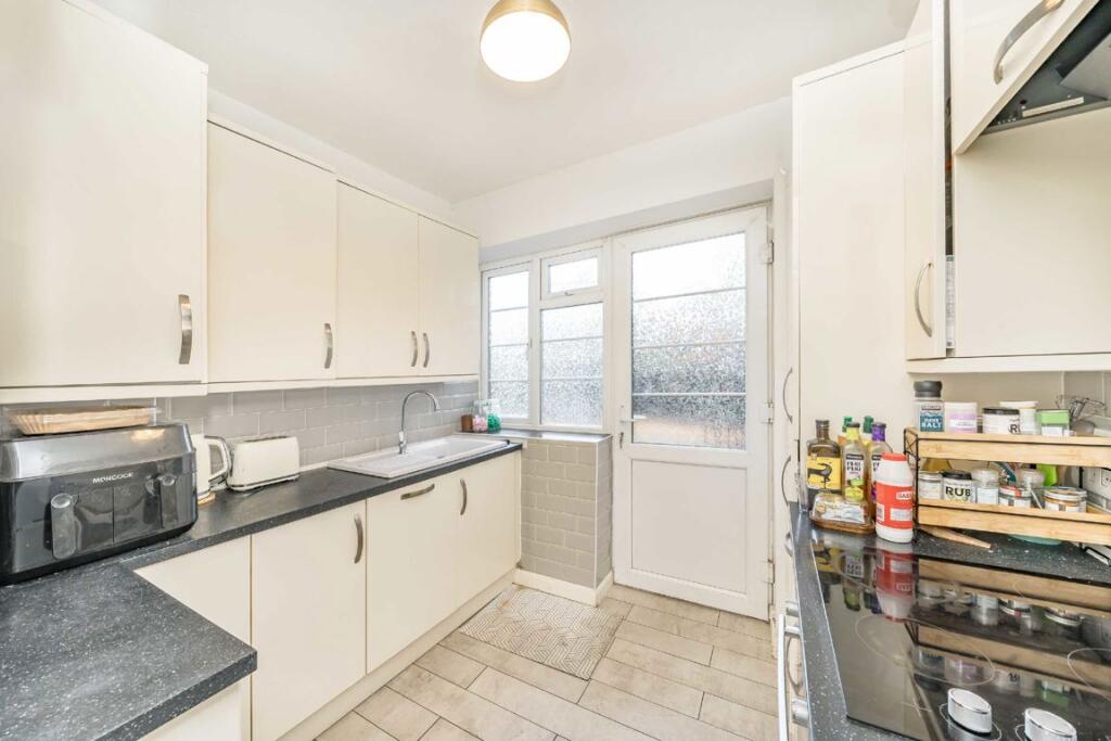 Apartment in London, Sheen Court, North Sheen - View 3