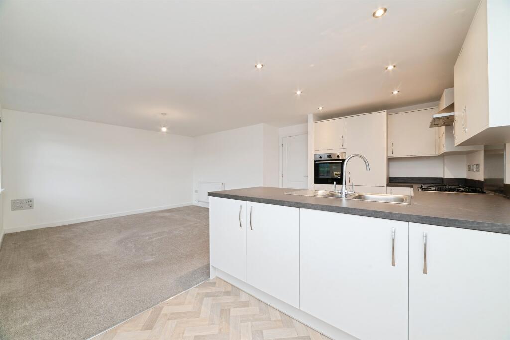Apartment in Anlaby, Anlaby with Anlaby Common - View 3