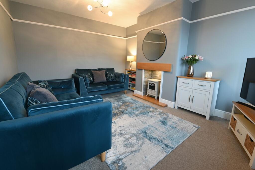 Westgate Drive, Swinton, M27 photo 2