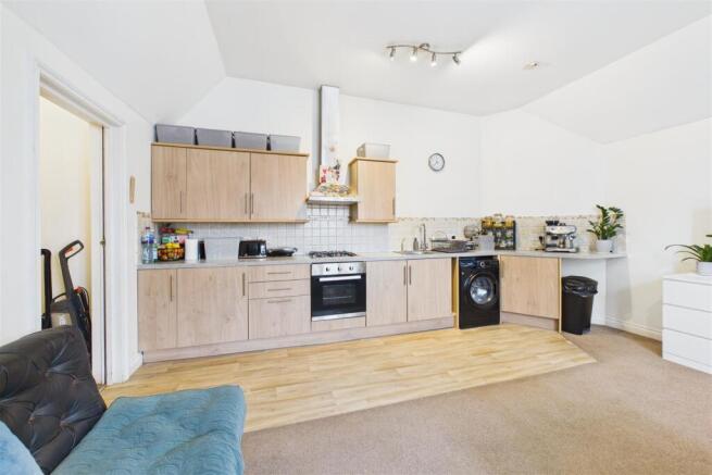 11 Huntspill Road, Highbridge, Somerset TA9 3DD |