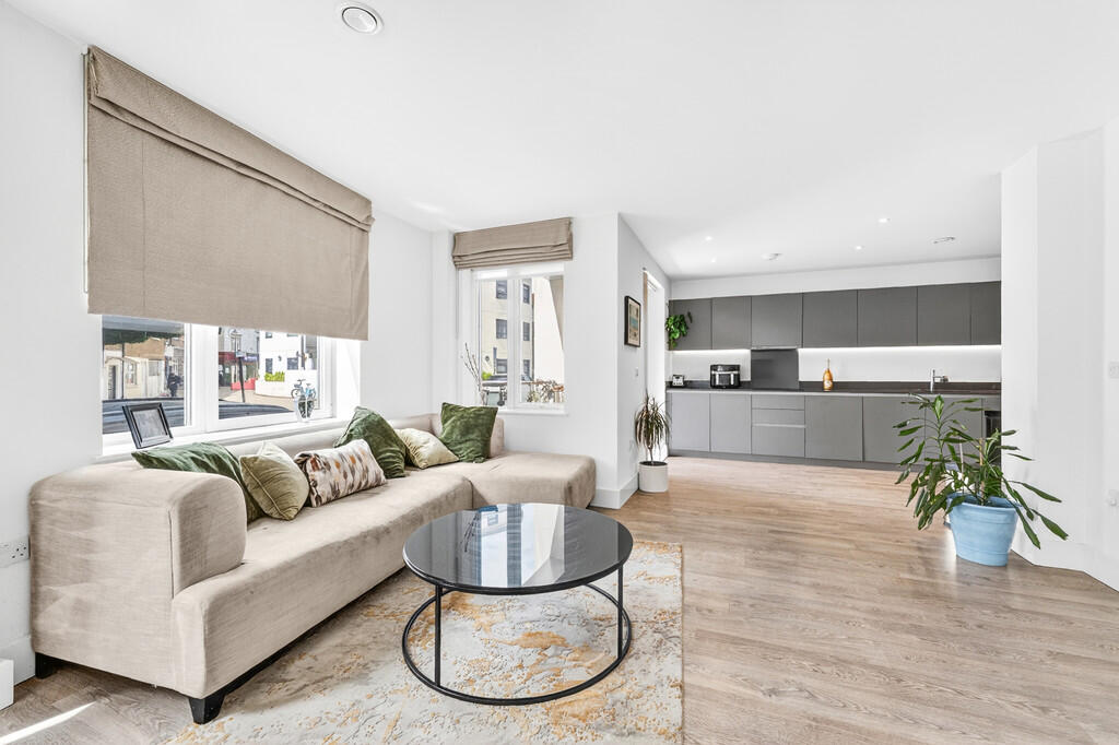 Main image of property: Scotland Green, London