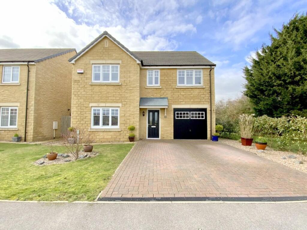5-bed detached on Fairway Drive, Humberston, £340,000