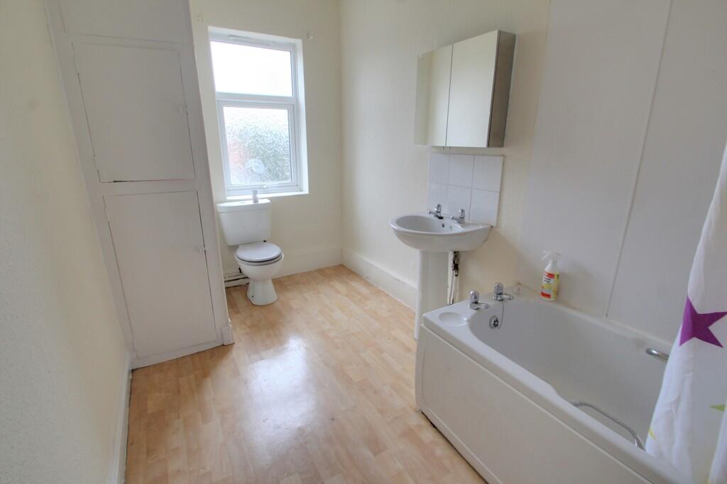 Apartment in Leicester - More