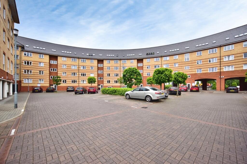 Main image of property: St. Peters Street, Maidstone, Kent, ME16