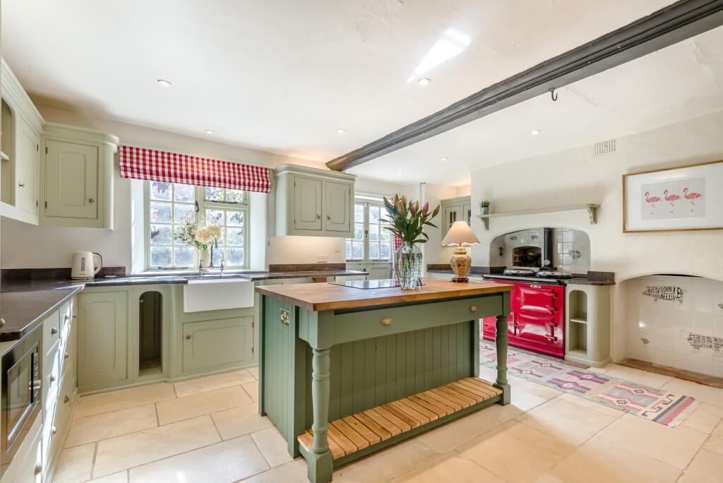 House in Keevil - View 2
