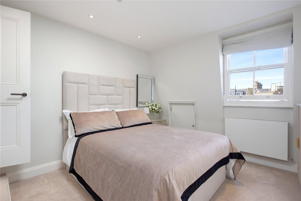 House in London - More