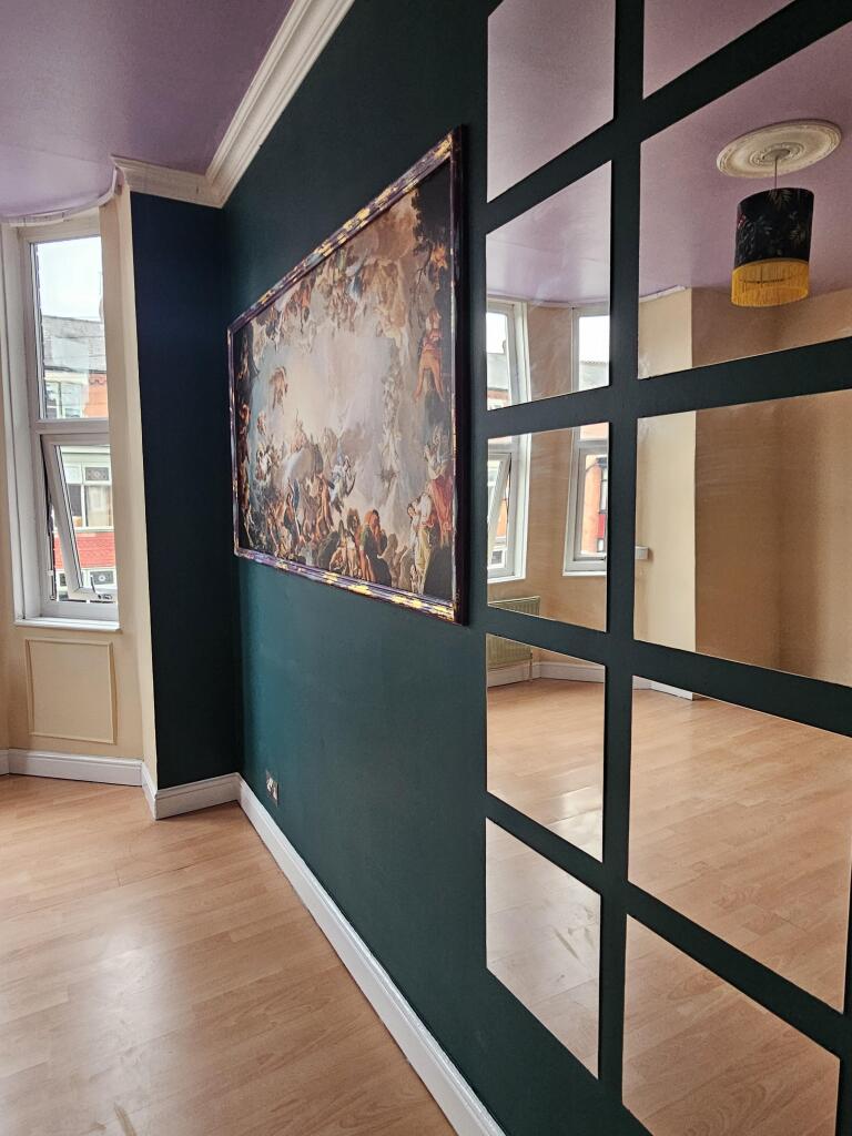Apartment in Manchester - More