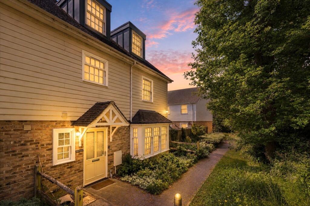 House in Mid Sussex, Haywards Heath