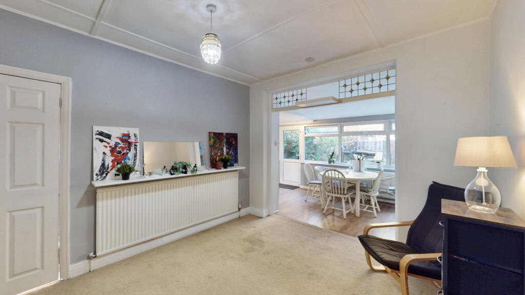 House in London, Park Royal - View 4