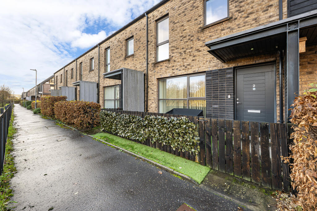 Main image of property: 2 Edmonton Terrace, Glasgow, G40