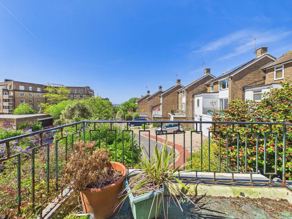 House in Hove, Brunswick - View 4