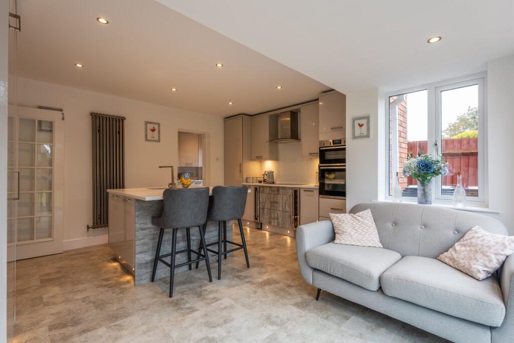 House in Lichfield, Fradley - View 5